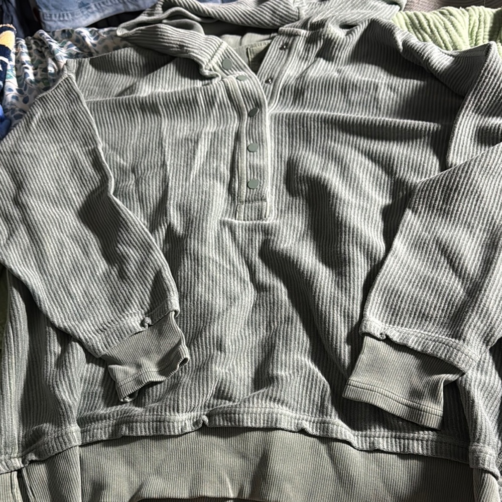 Aerie Green Ribbed Hoodie